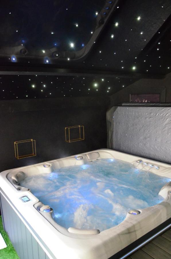 Gite Romantique Avec Spa Coeur A Corps 44 لا بلين-سور-مير المظهر الخارجي الصورة
